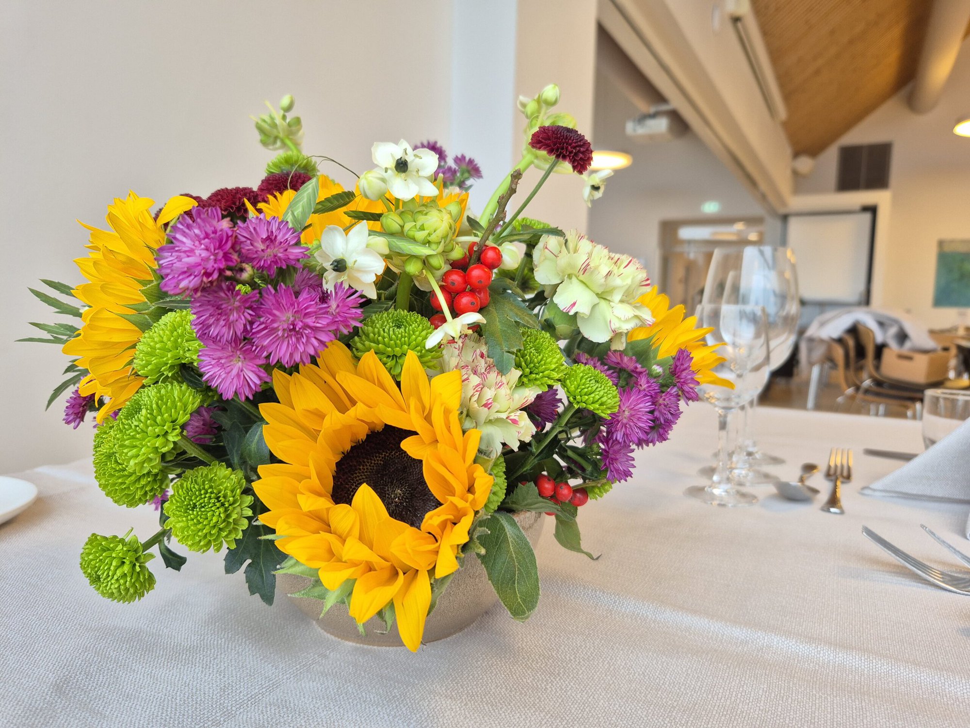 Blomsterdekorationer på Severin Kursuscenter i Middelfart på Fyn